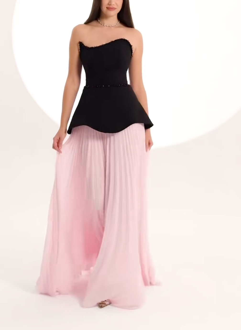 Strapless pleated dress with sculpted bodice – NOIR ROSE-1