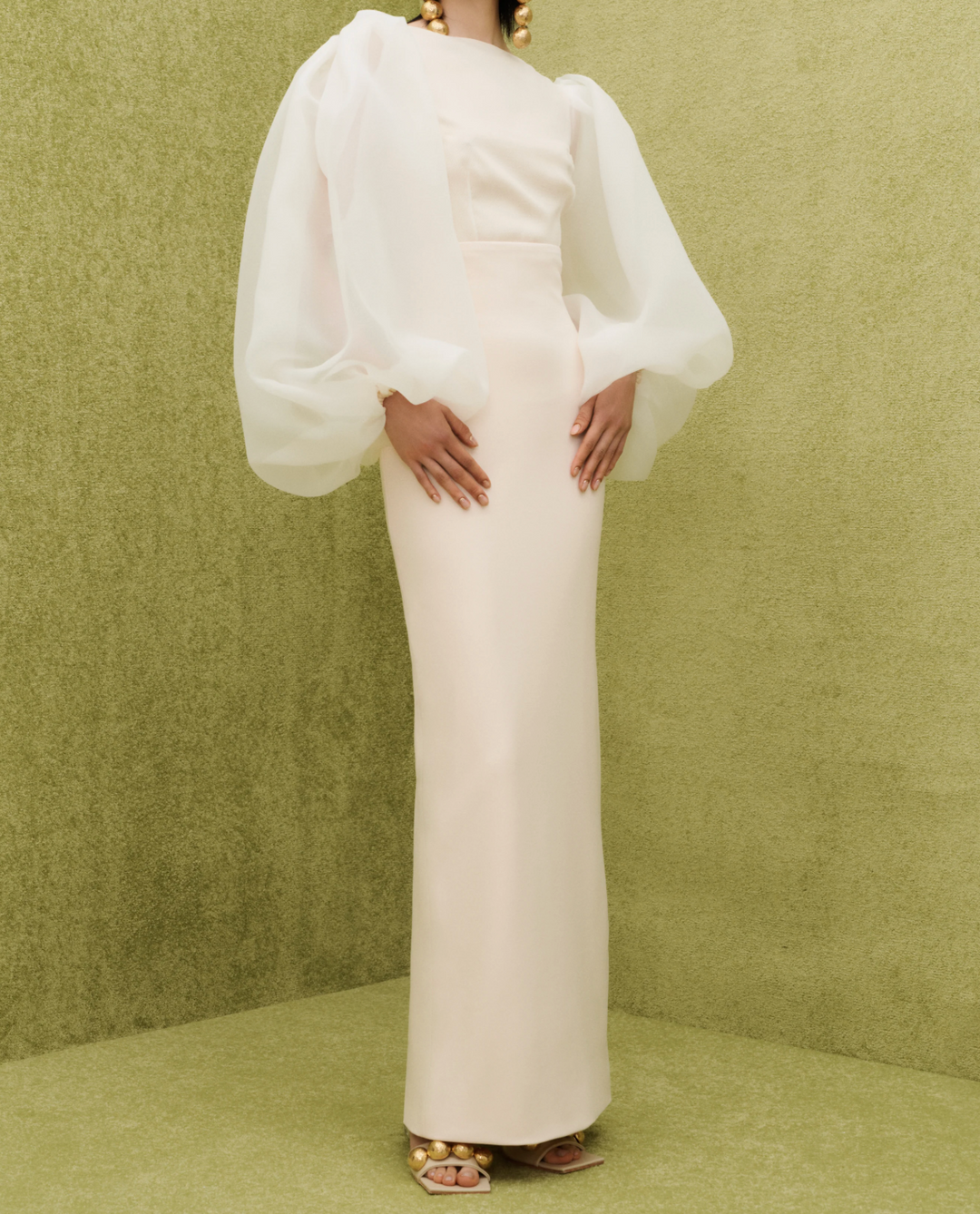sheer balloon-sleeve fitted column gown – ODD- NOIRA