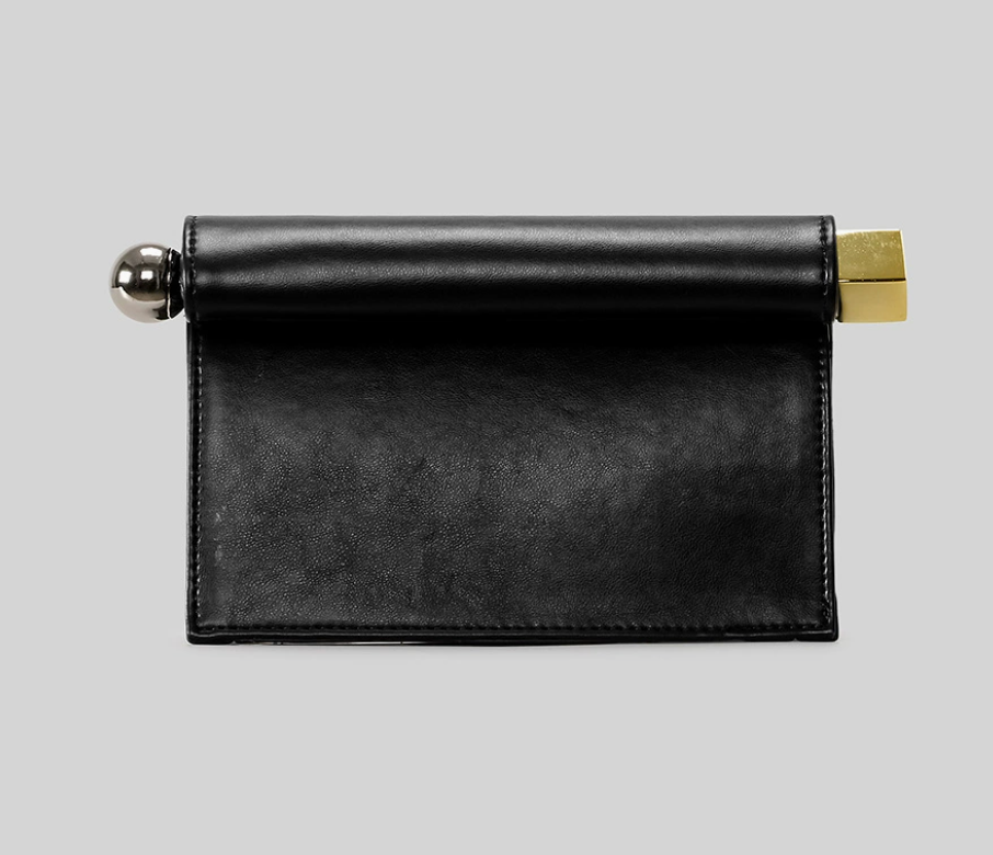woven clutch bag with gold bar closure – NATURAL
