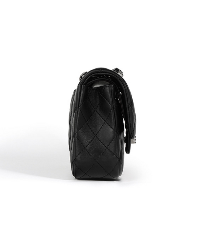 Black Quilted Chain Shoulder Bag – LUNÉVA