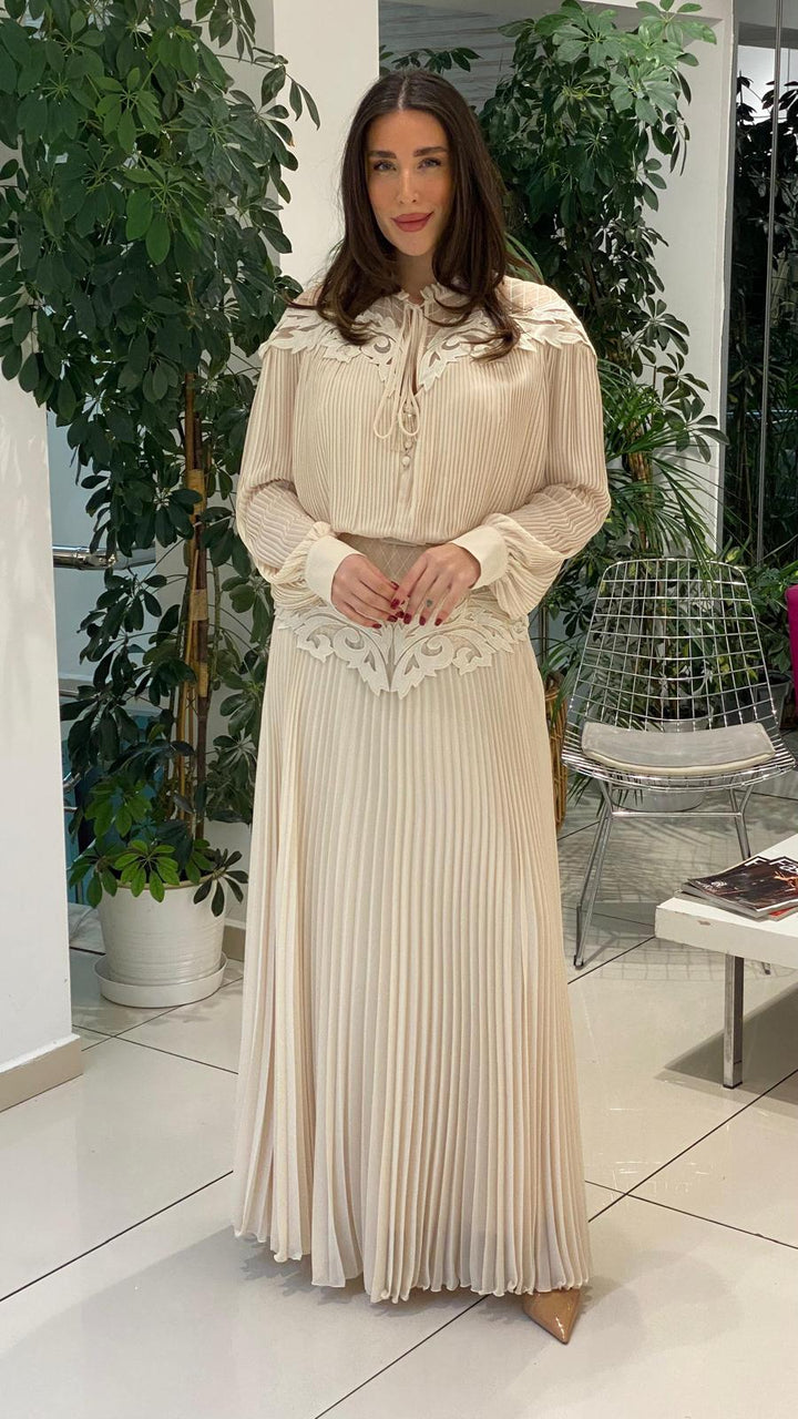 pleated maxi dress with embroidered neckline and waist detail – ODD- ELYSEE
