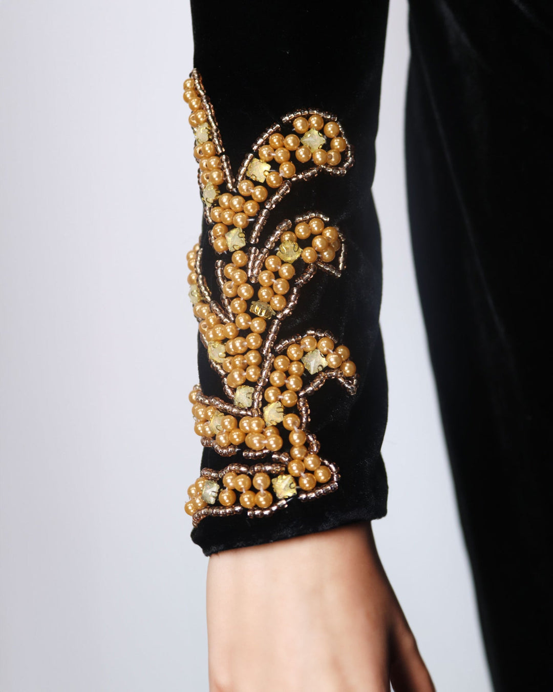 Long sleeve black velvet column dress with back neckline - ODD-Shevalini
