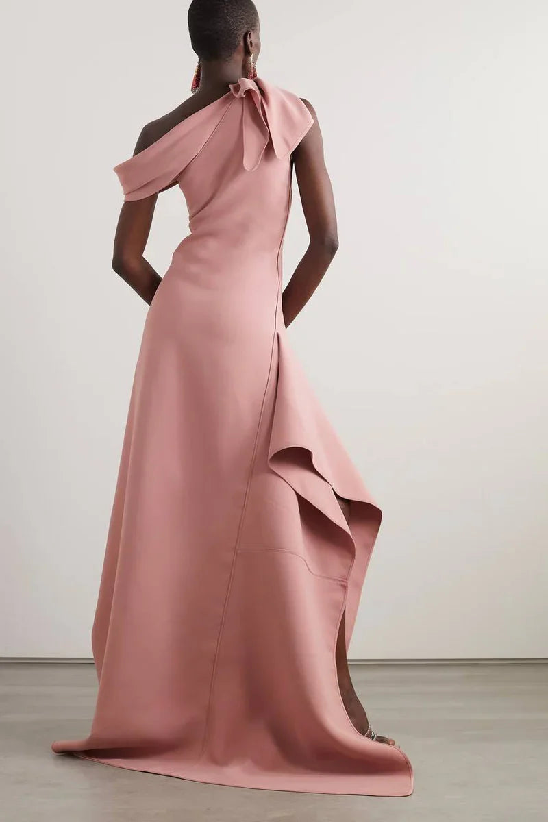 asymmetric off-shoulder sculpted gown – ODD- Uolena